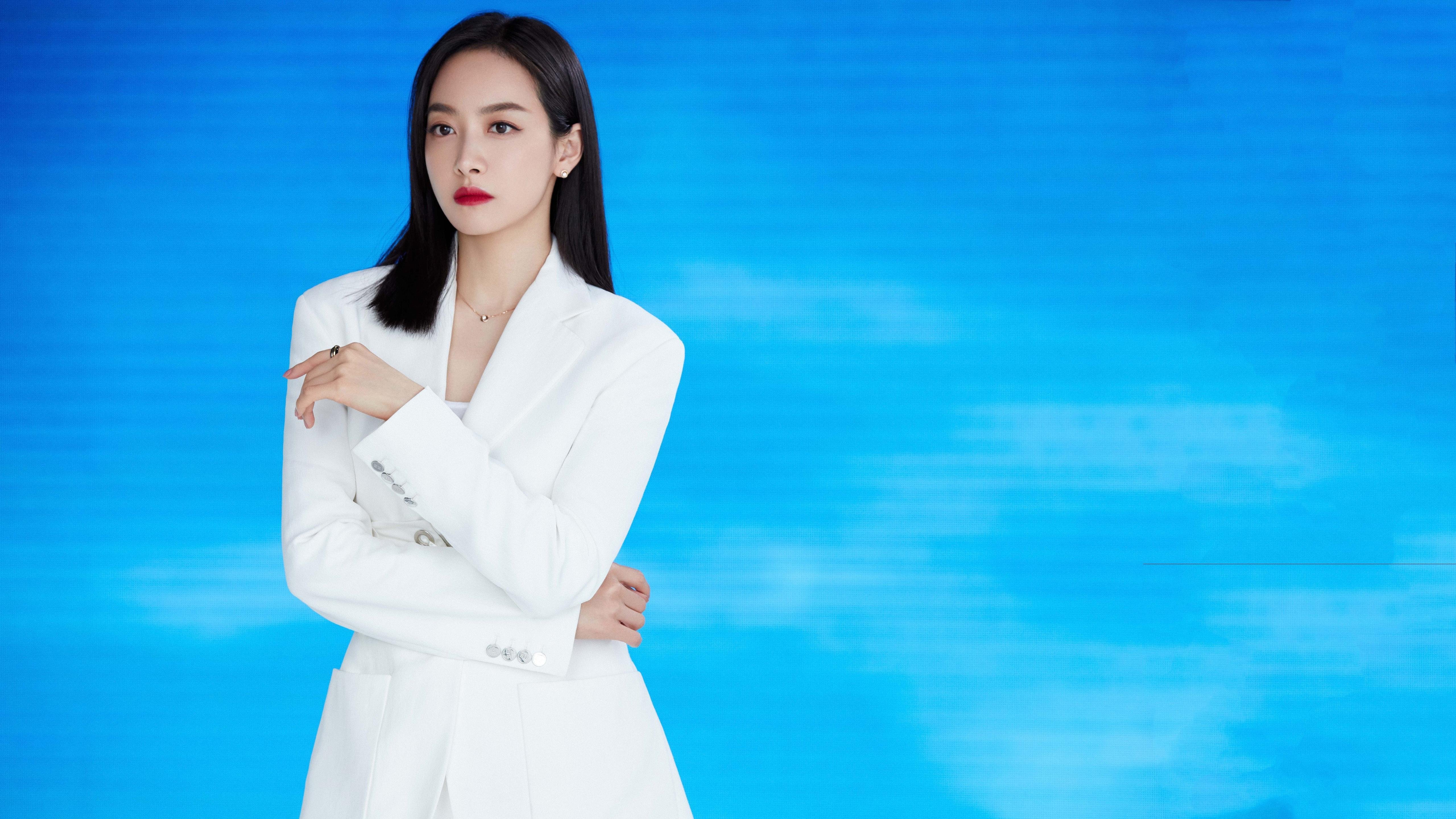 跨越赛场的传奇,马刺巅峰决胜湖人,布伦森意甲战场展雄风